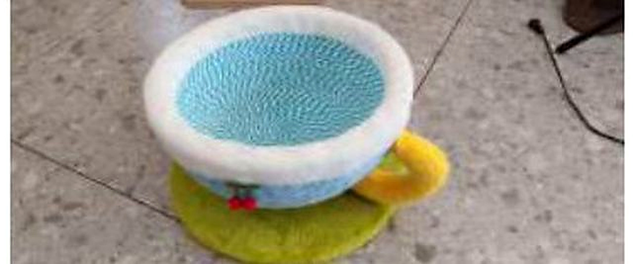 Teacup Cat Bed